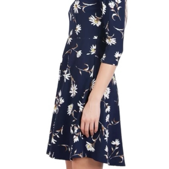 Zink London Women dark Navy Blue Printed flower pattern Fit & Flare Dress XL - Picture 9 of 17